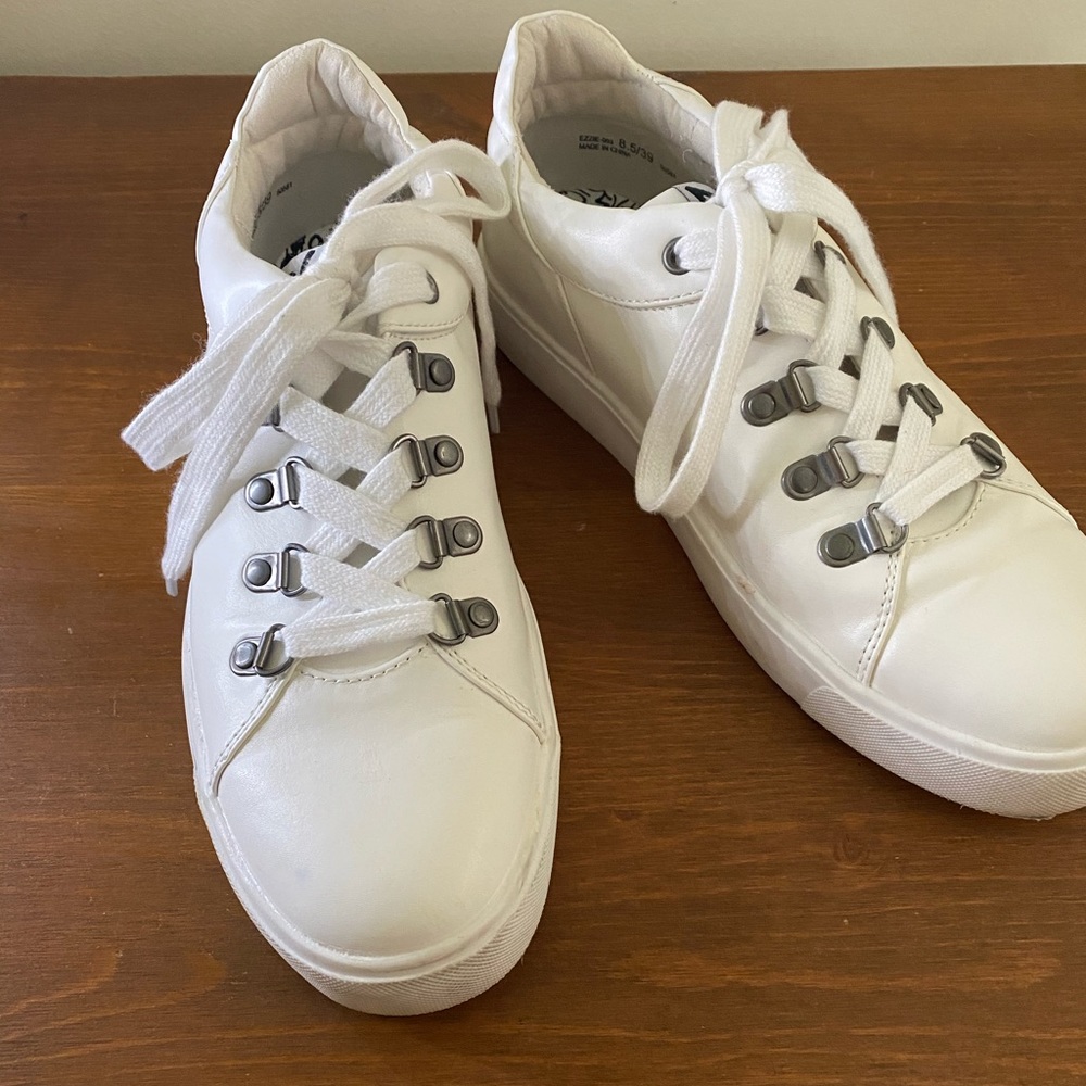 Dirty Laundry White Sneakers!